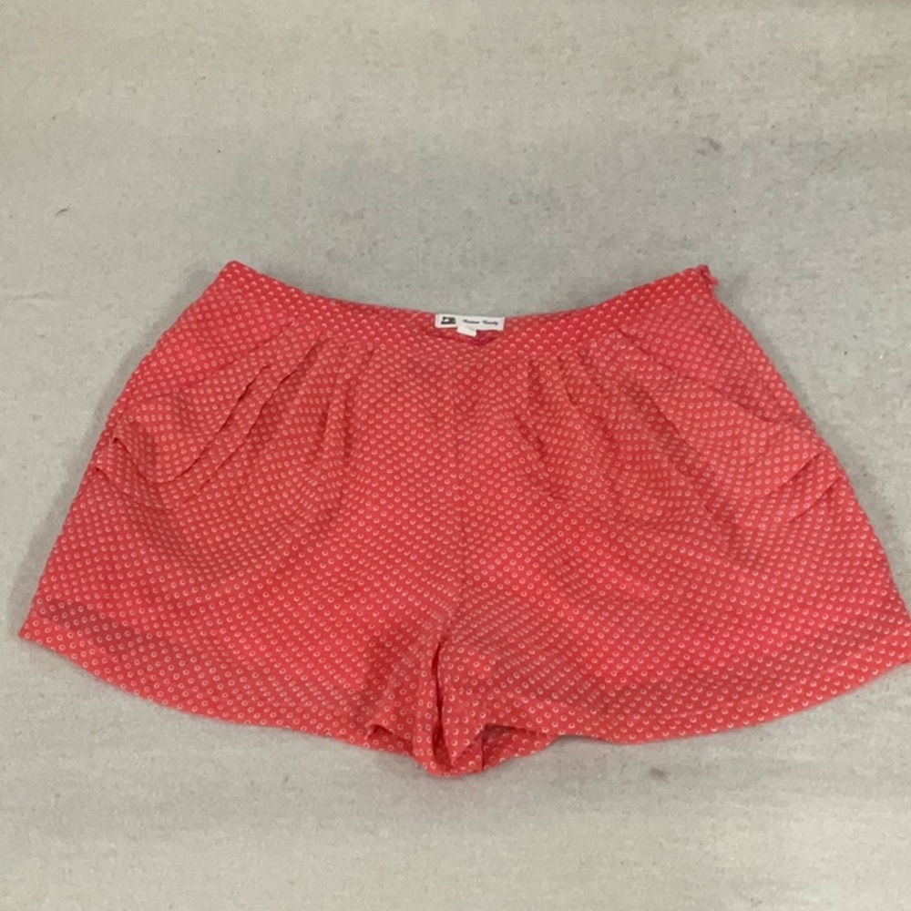 EUC Woman’s Cotton Candy shorts with zipper down the side